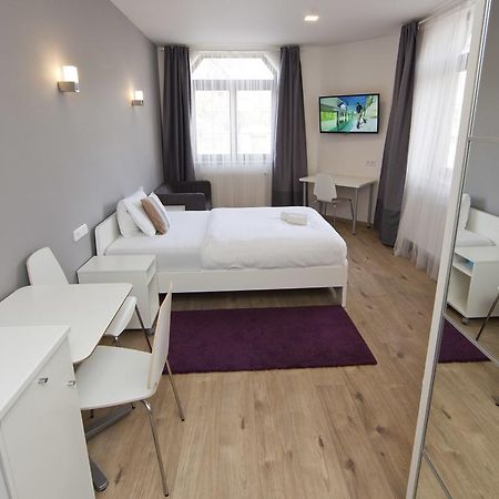 Rozmaryn Rooms & Apartments Rakovnik Exterior photo