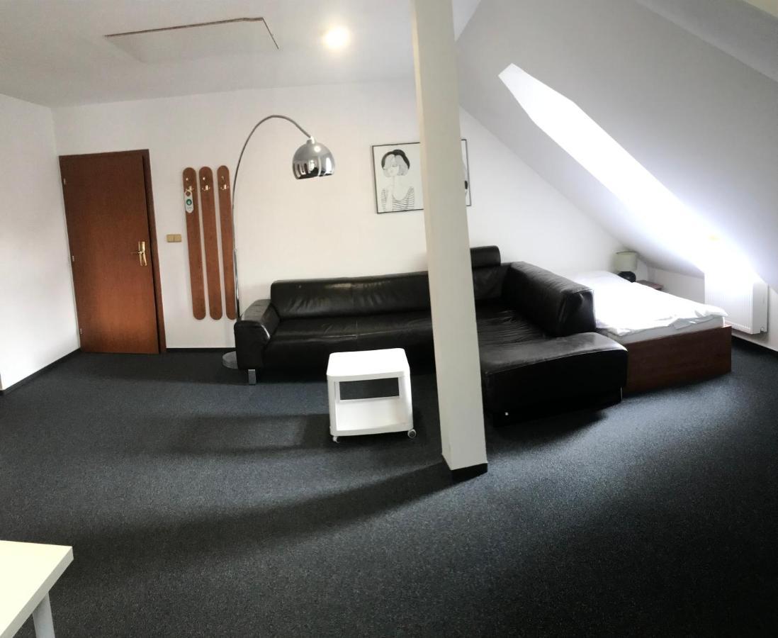 Rozmaryn Rooms & Apartments Rakovnik Exterior photo