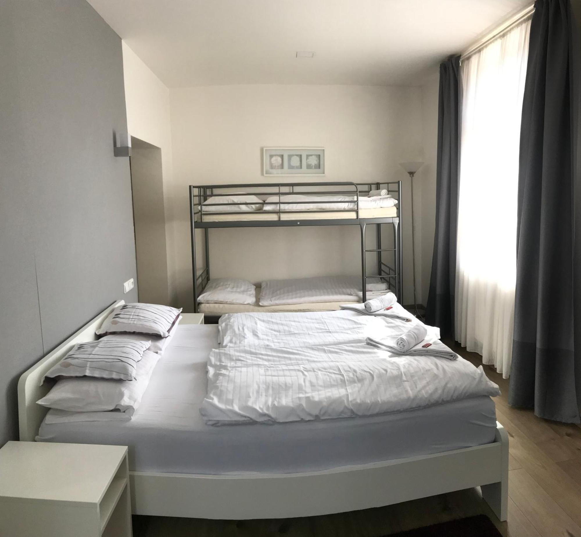 Rozmaryn Rooms & Apartments Rakovnik Exterior photo