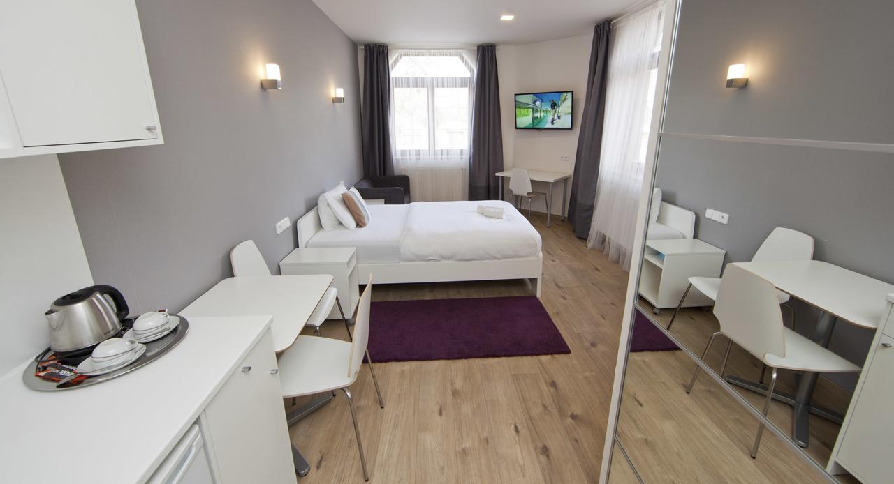 Rozmaryn Rooms & Apartments Rakovnik Exterior photo