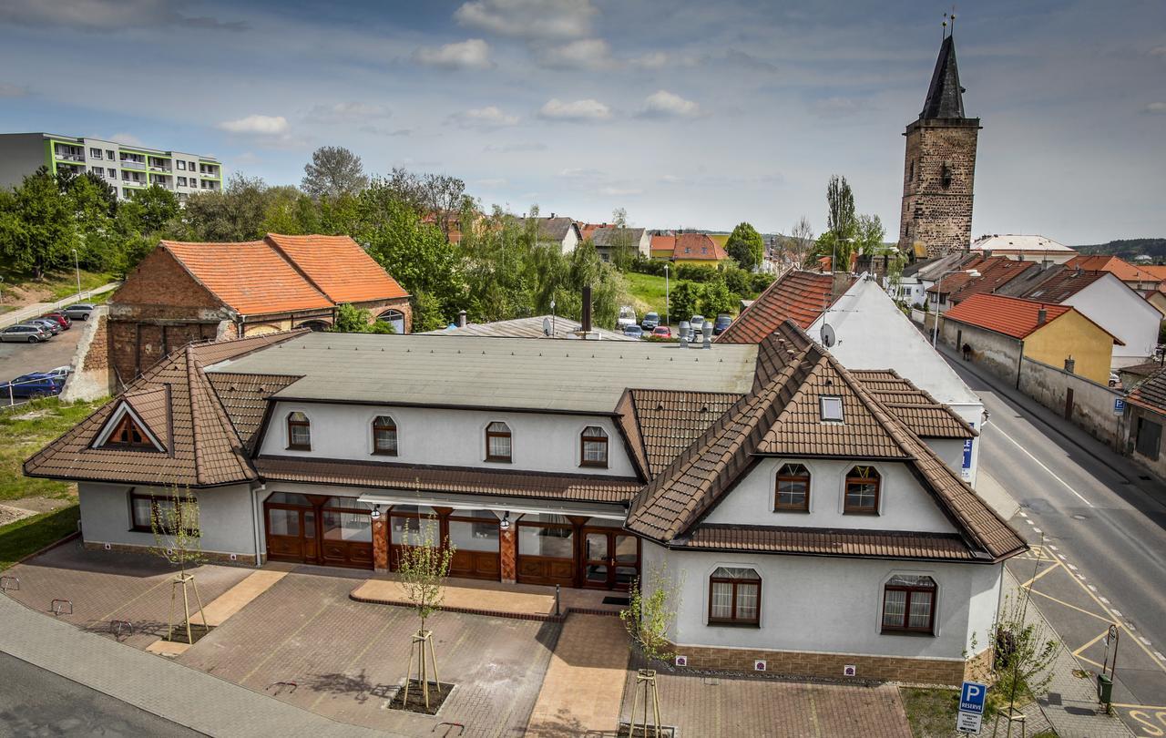 Rozmaryn Rooms & Apartments Rakovnik Exterior photo